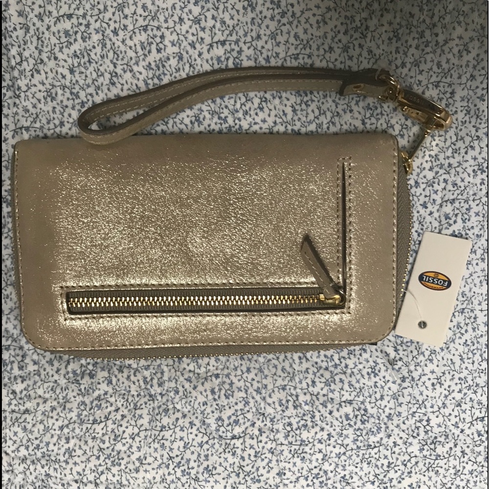 Fossil NWT ZIIp Phone Wristlet wallet